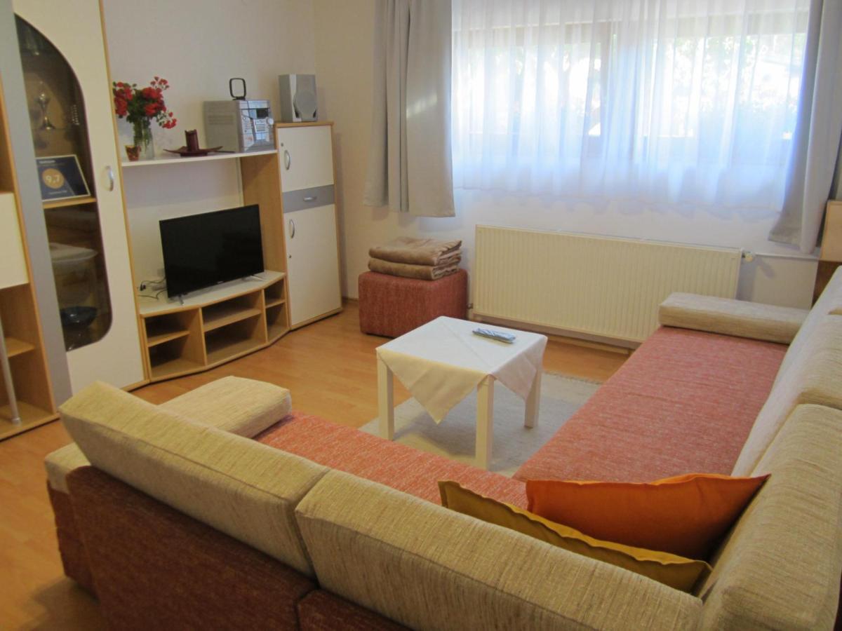 Apartman Tim Osijek Eksteriør billede
